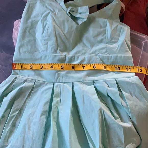 Super cute Tiffany Blue Bow back dress! - Picture 8 of 9